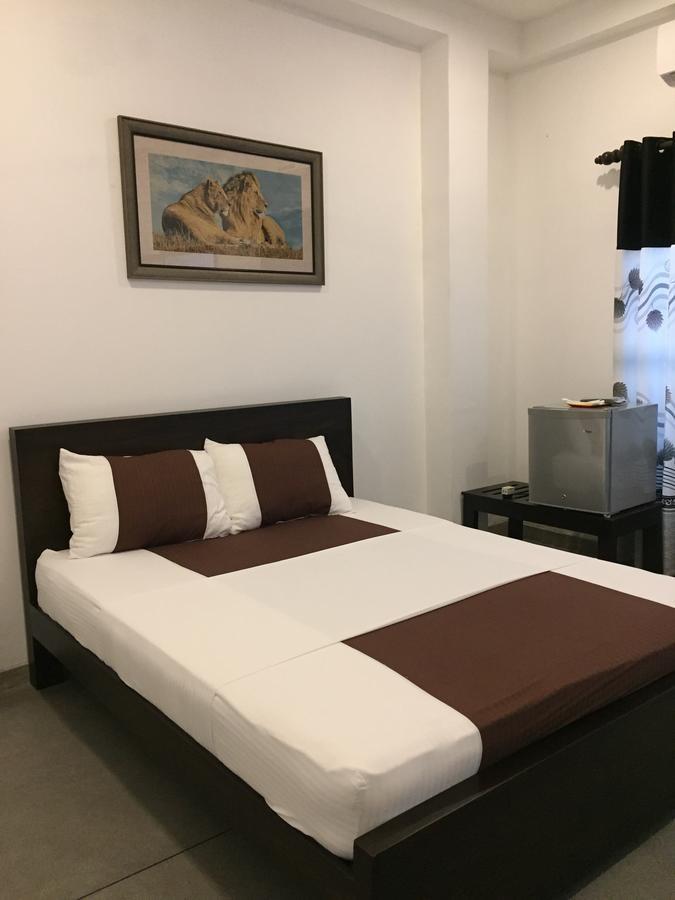 Us Motel Colombo Homagama Eksteriør billede